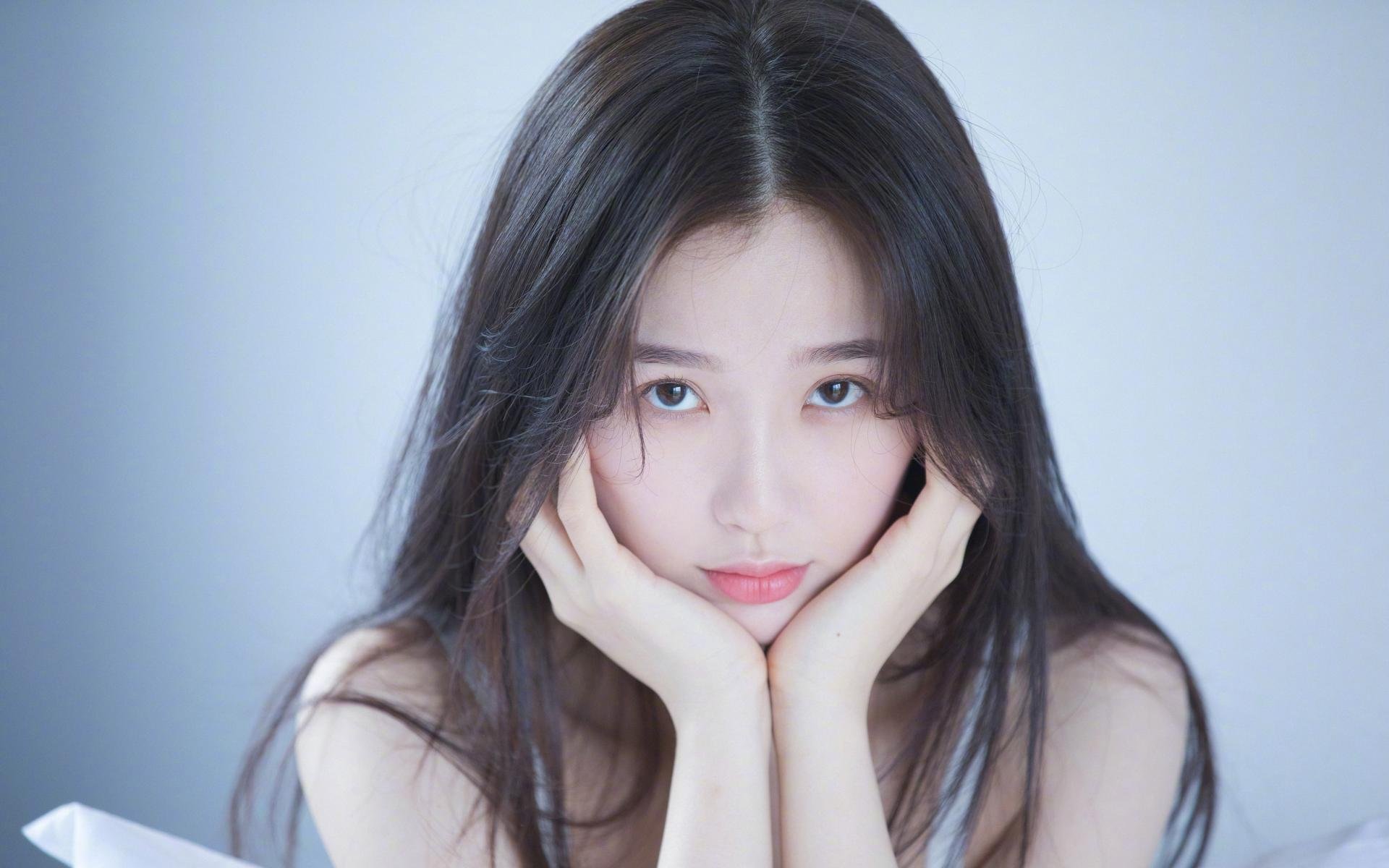 德甲强队攻防俱佳,精彩瞬间频繁出现,德甲强吗