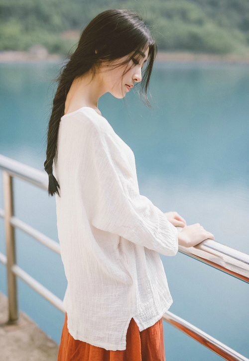 圣埃蒂安主场大败,里昂持续高歌,圣埃蒂安对阵洛里昂