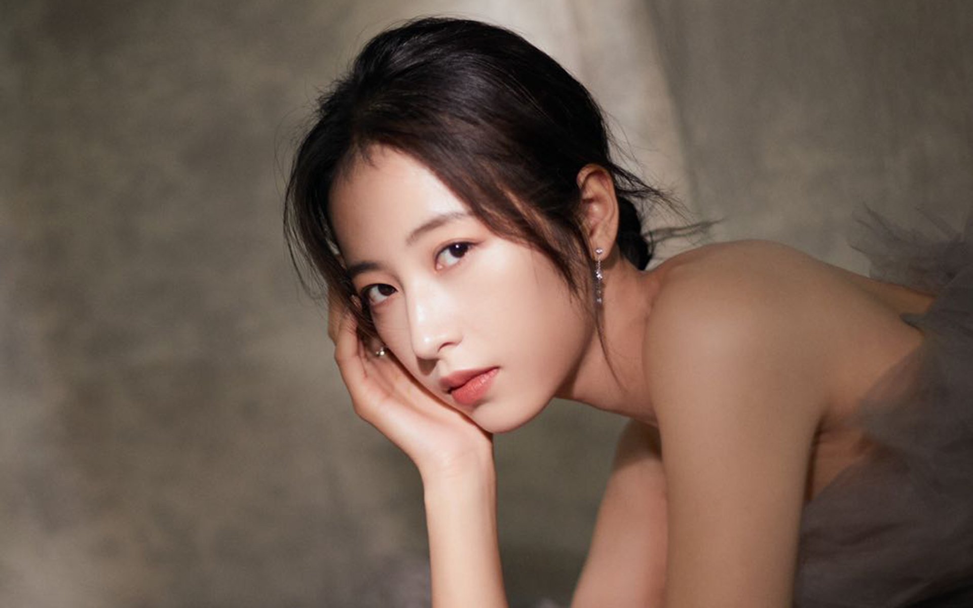 开云体育移动版-意大利女足后卫因伤离队，球队实力受损！，意大利女足俱乐部