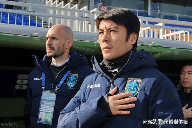 新签约的教练对球队的影响:分析与前景的简单介绍 新签约的教练对球队的影响:分析与前景的简单介绍