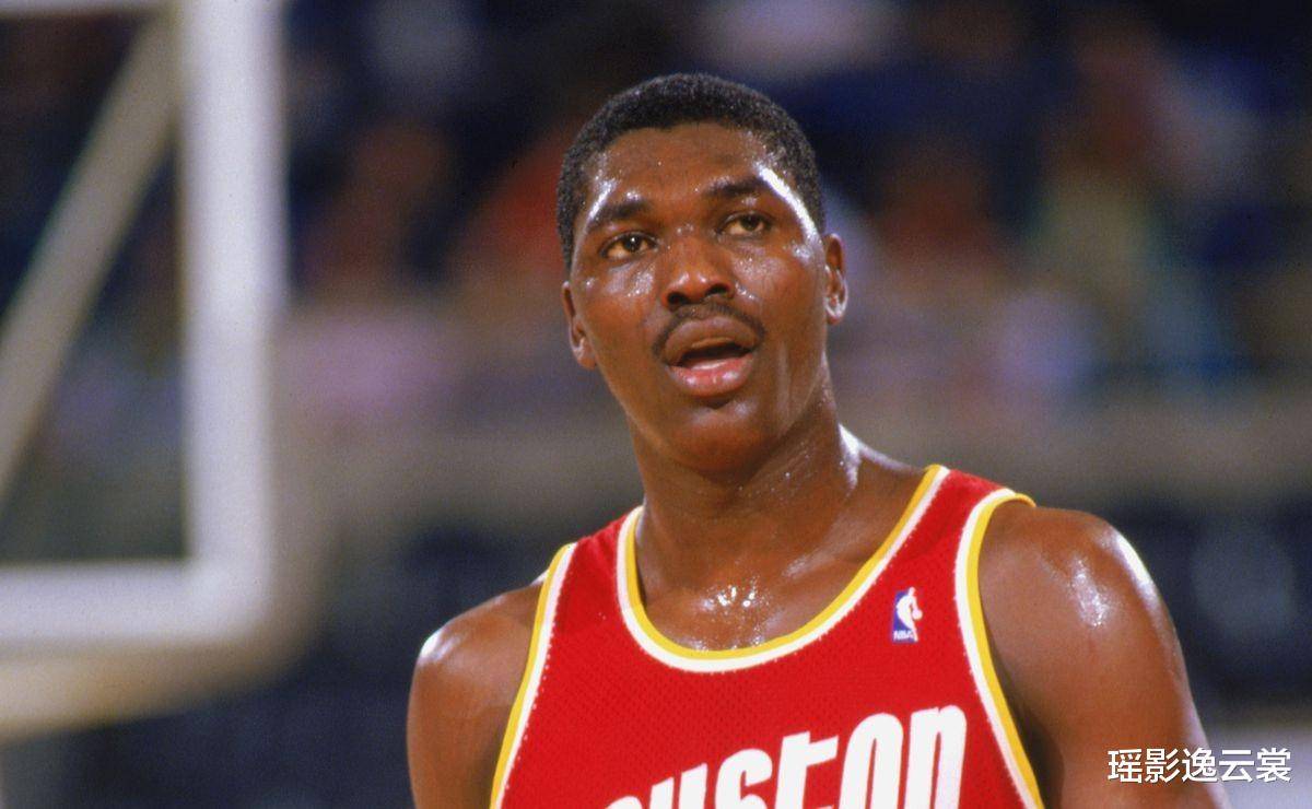 NBA历史上的伟大运动员:十大传奇回顾的简单介绍 NBA历史上的伟大运动员:十大传奇回顾的简单介绍