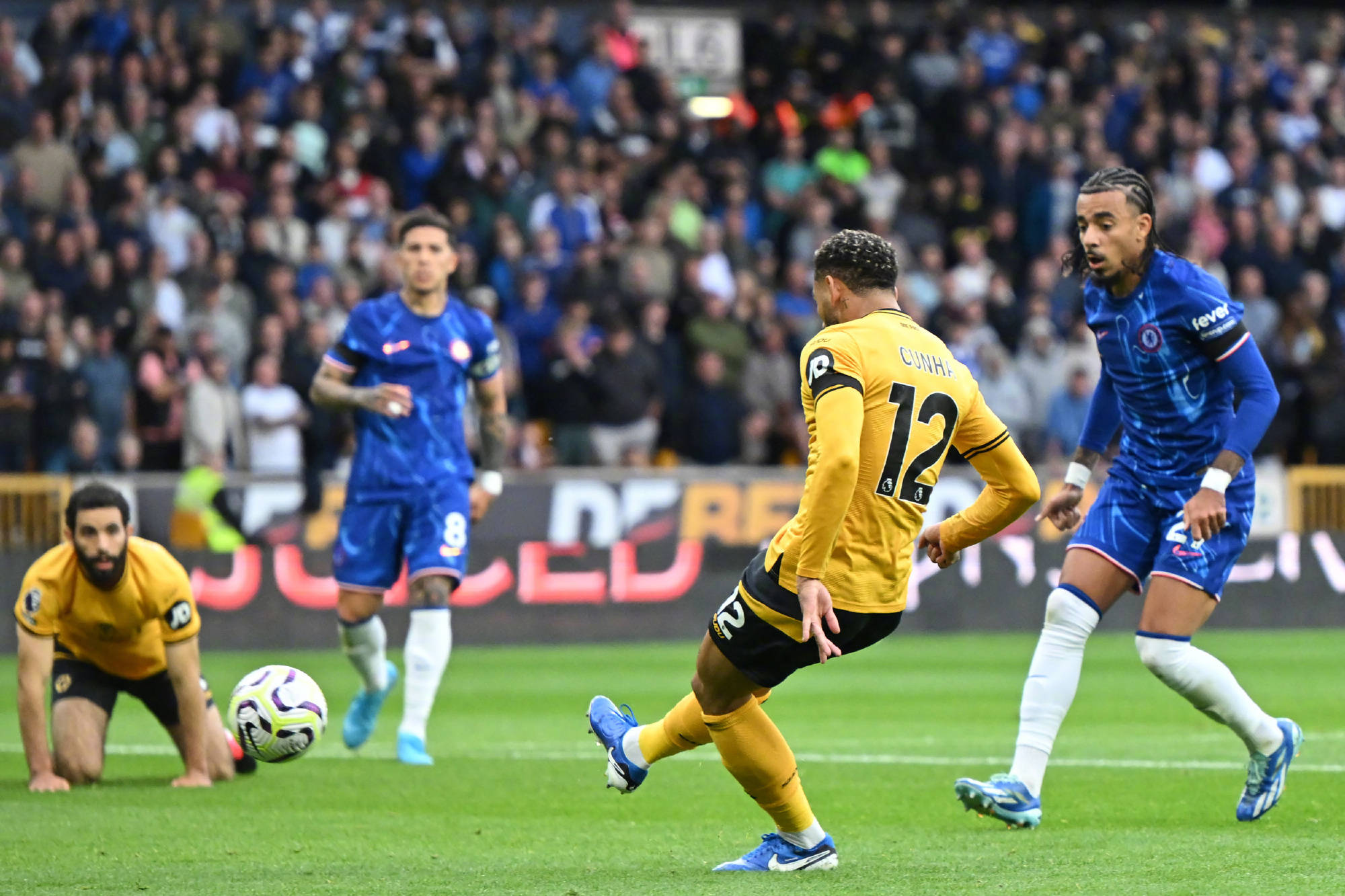 防守端的巨星：谁在本赛季掀起浪潮？的简单介绍