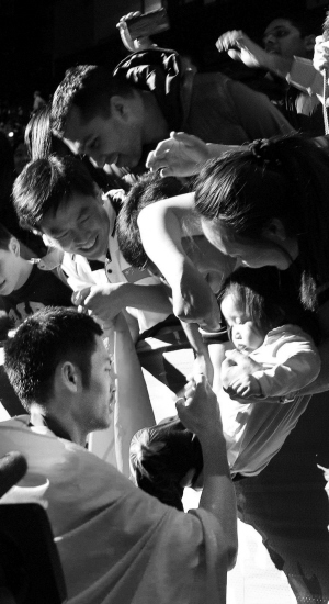 现代比赛中如何提升维系球迷的兴趣? 现代比赛中如何提升维系球迷的兴趣?