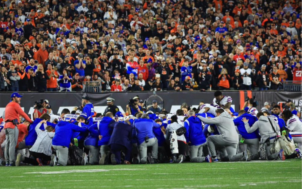 如何应对比赛中的突发状况？